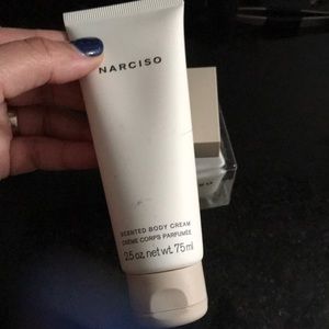 Narciso body lotion